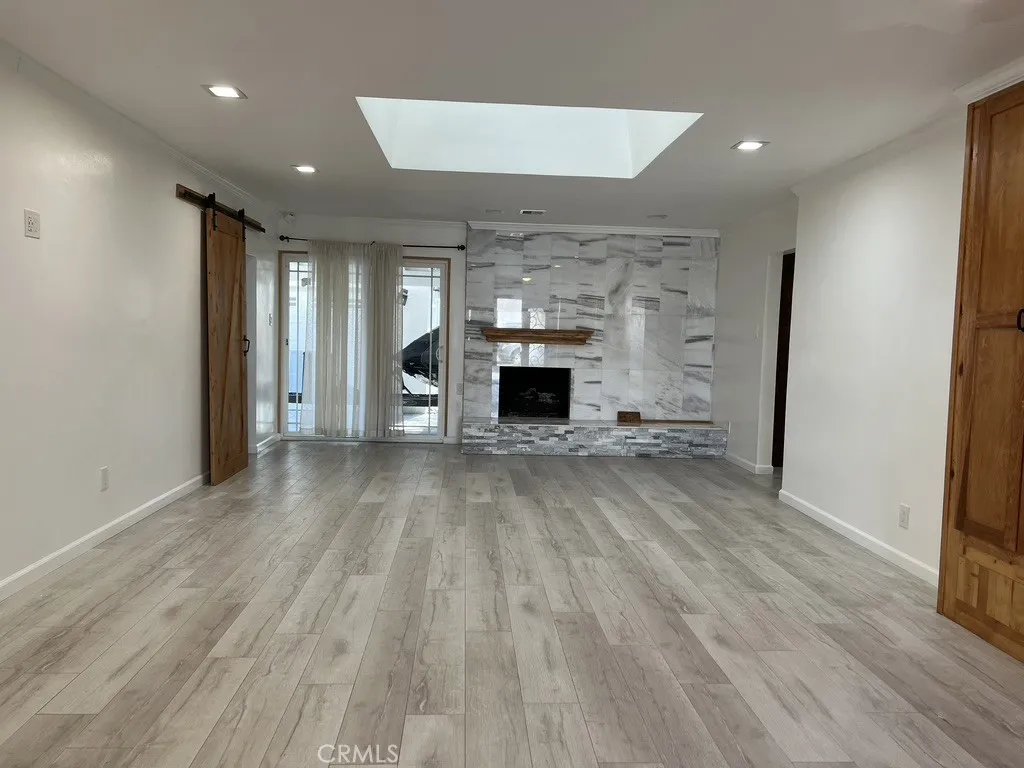 8312 Devenir Avenue, Downey, California 90242 home-pic-5